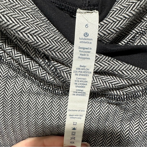 Lululemon Think Fast Hoodie - Picture 11 of 11